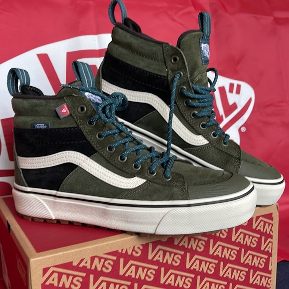 Vans Sk&-Hi Mte-2
Utility Pop Grape Leat
VNOA5HZZ50K
WMNS boots - sneakers - Picture 6 of 16